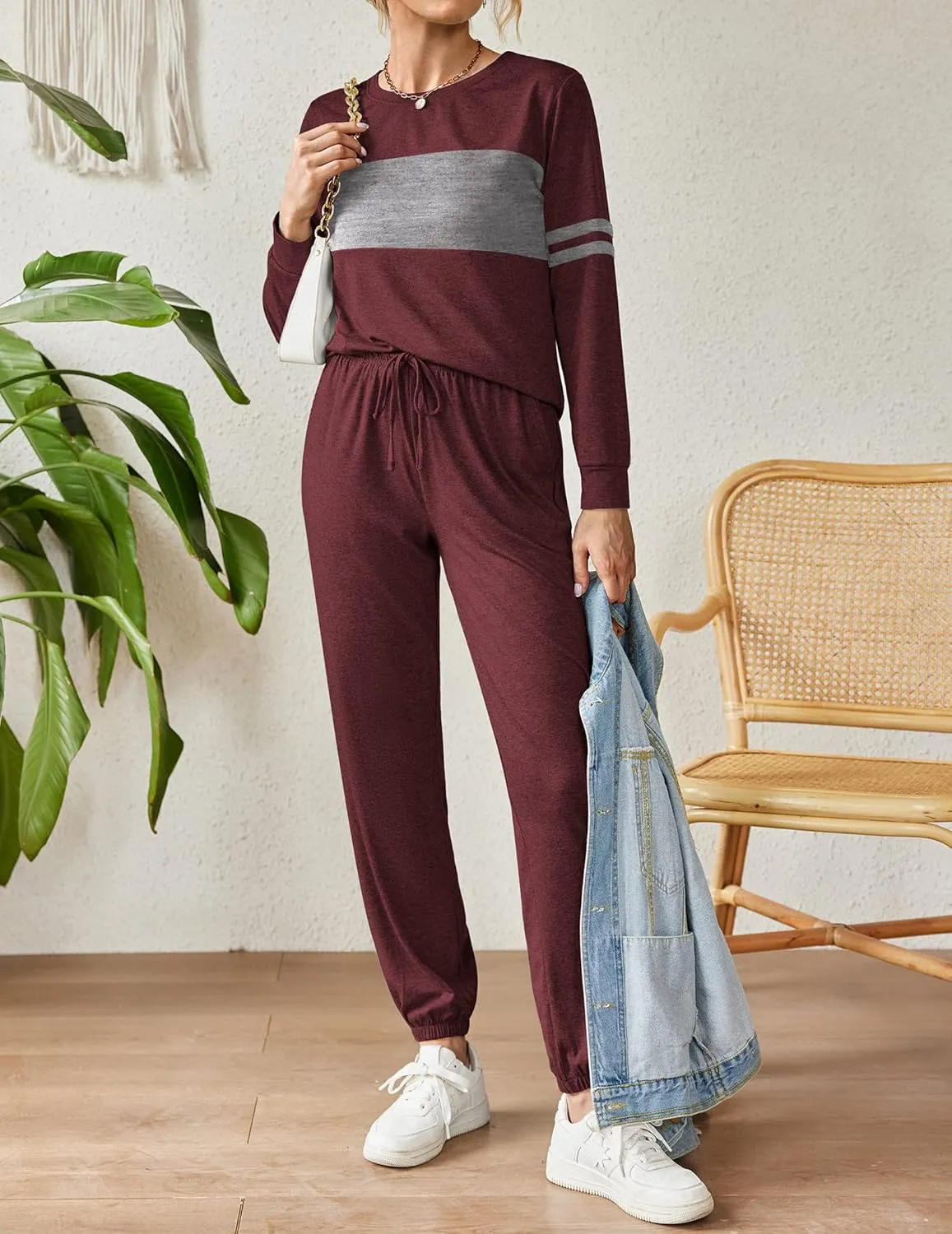Ekouaer Womens Pajamas Set Long Sleeve Sweatsuits 2 Piece Lounge Set Crewneck Loungewear with Pockets S-XXL