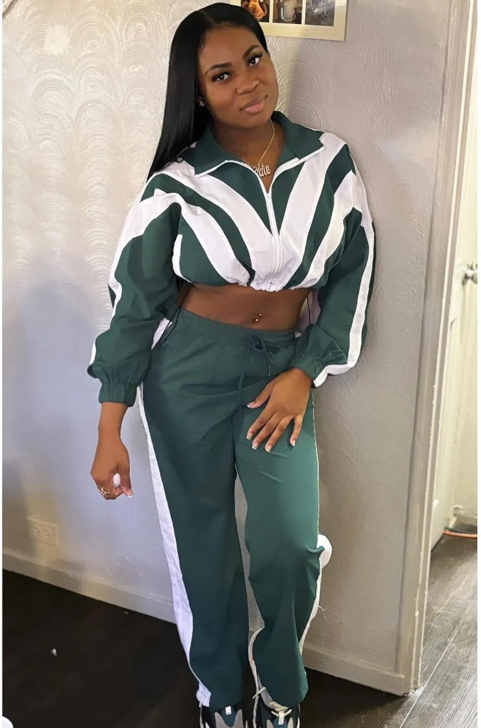 Women's 2 Piece 80s Outfit Color Block Crop Top Sweatshirt Pants Set Long Sleeve Windbreaker Jacket Tracksuit Set