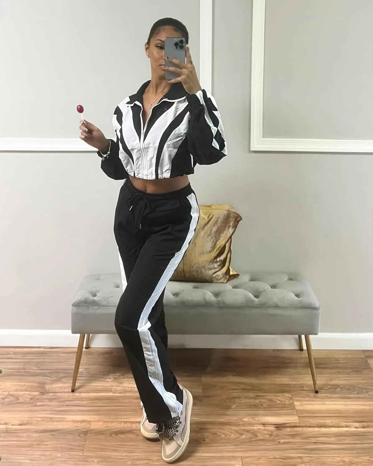 Women's 2 Piece 80s Outfit Color Block Crop Top Sweatshirt Pants Set Long Sleeve Windbreaker Jacket Tracksuit Set